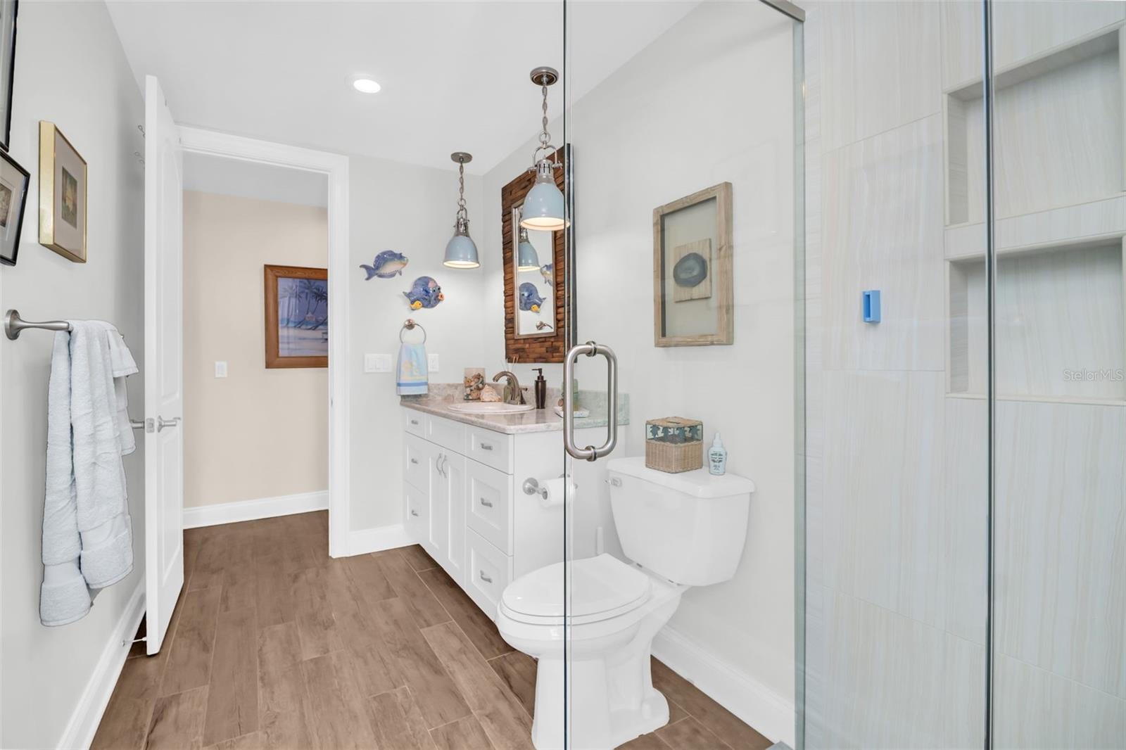 1100 Friendly Way S Property Photo 37