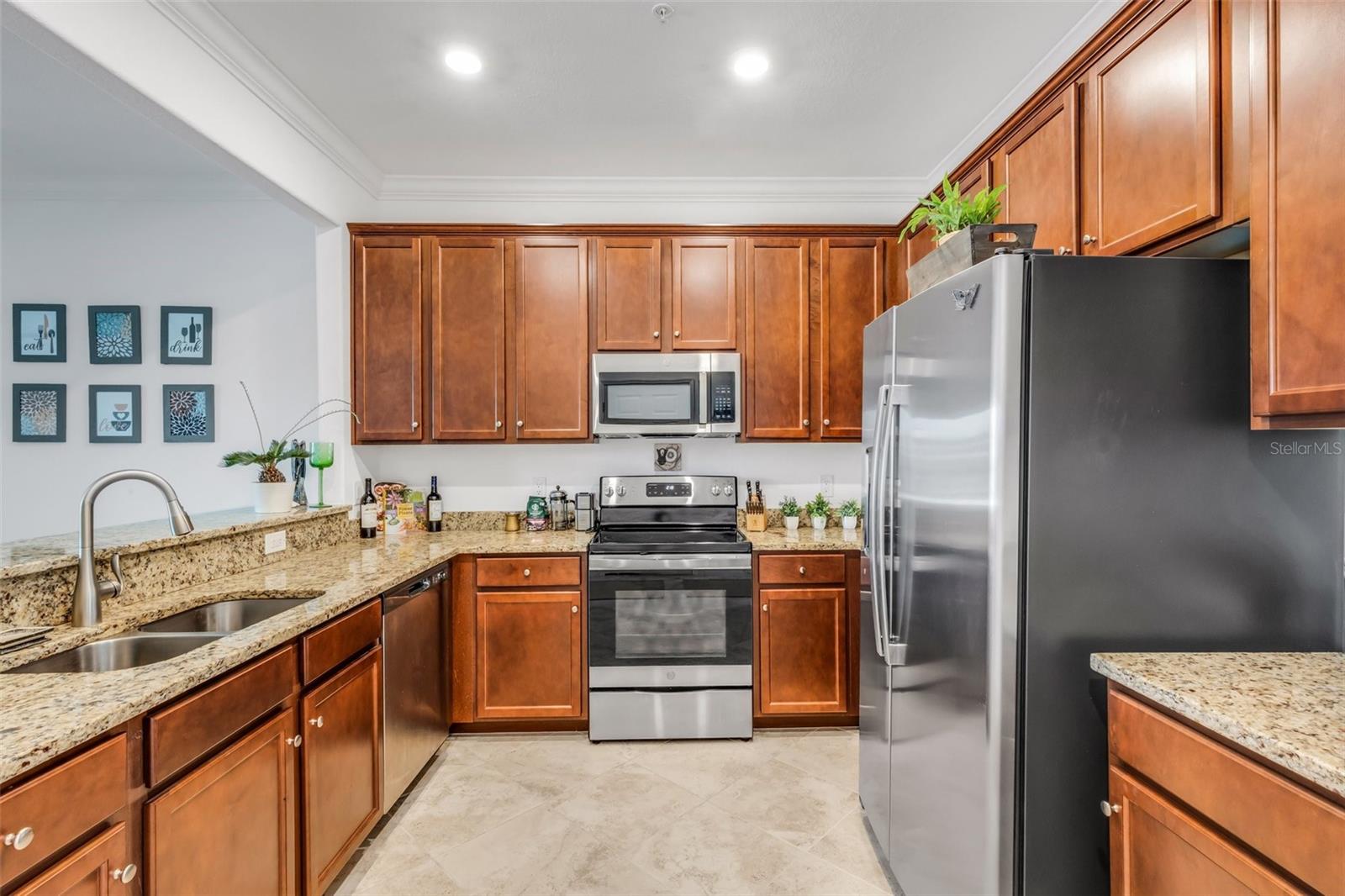 20450 Lagente Cir Property Photo 9