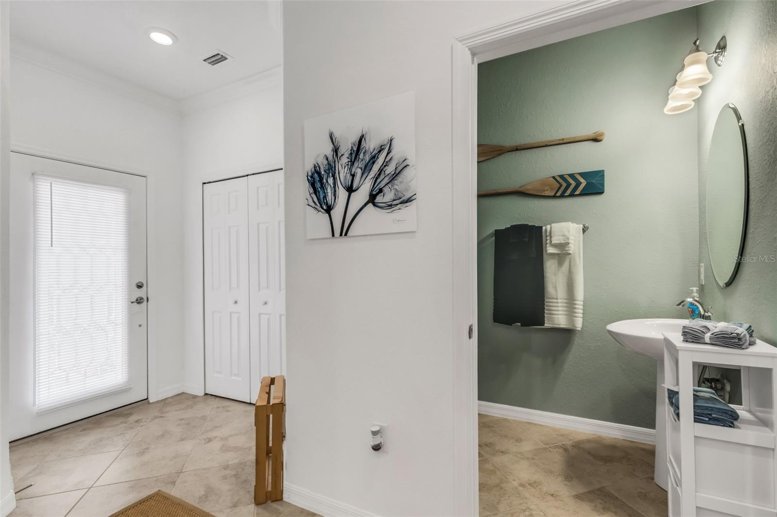 20450 Lagente Cir Property Photo 11