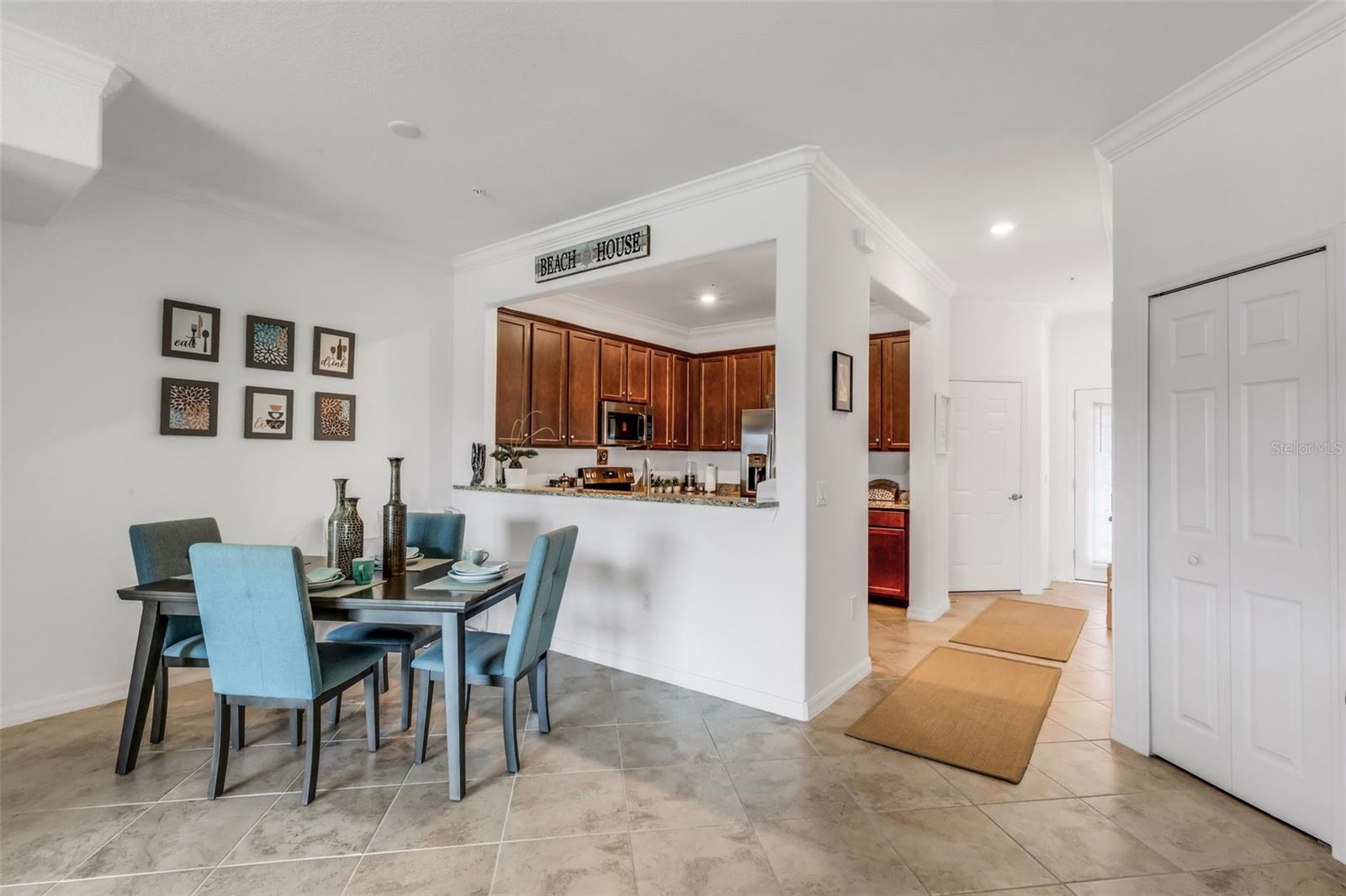 20450 Lagente Cir Property Photo 15