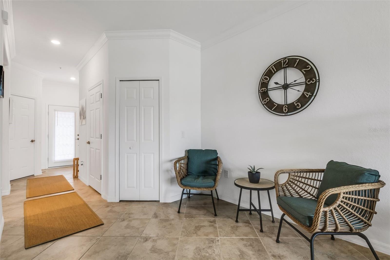 20450 Lagente Cir Property Photo 16