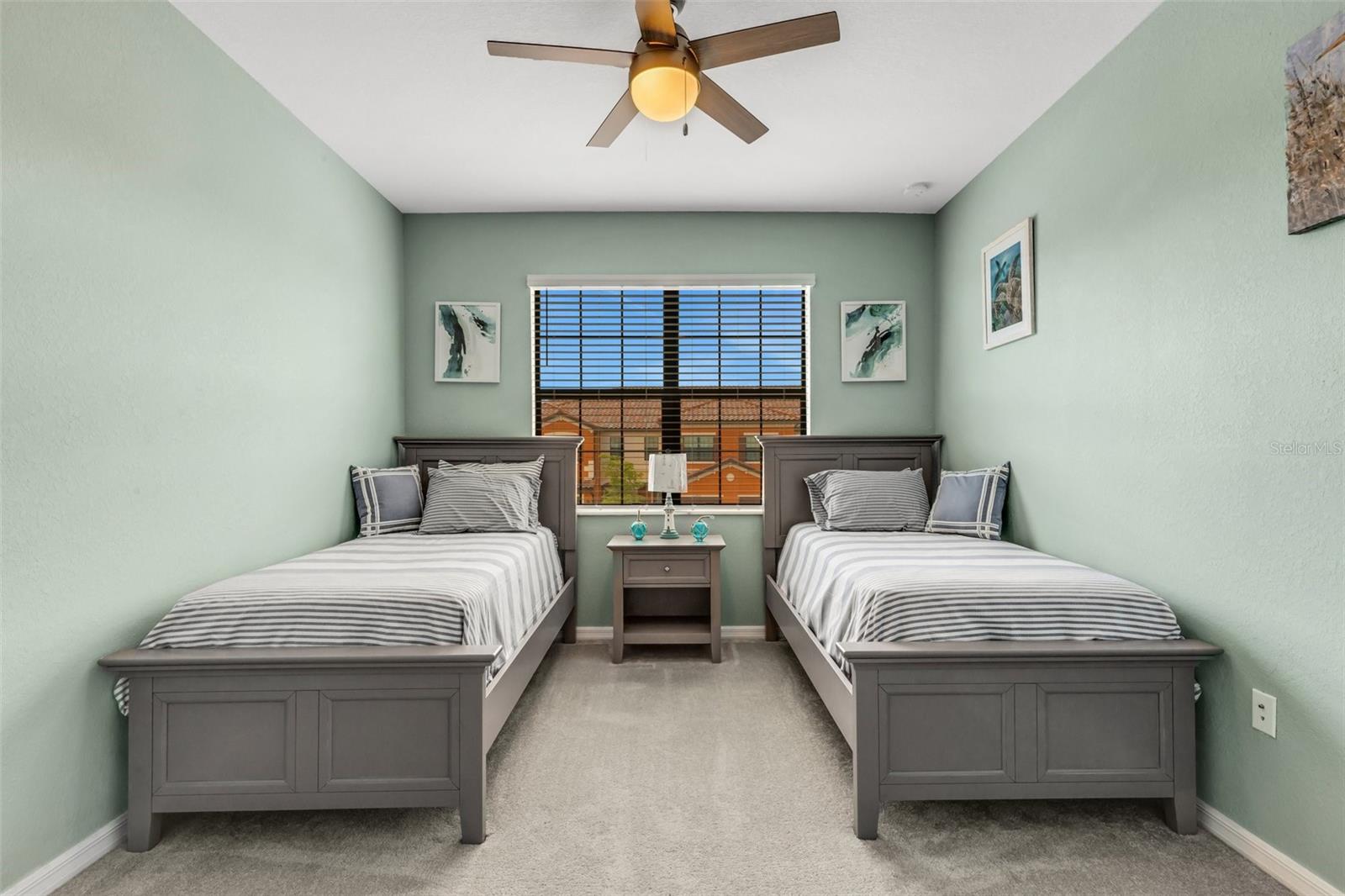 20450 Lagente Cir Property Photo 37