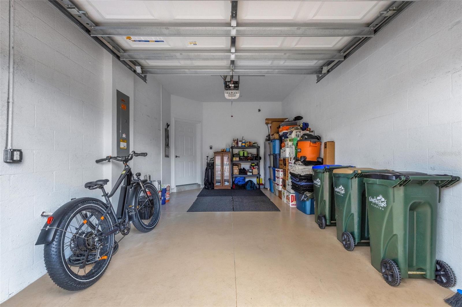 20450 Lagente Cir Property Photo 47