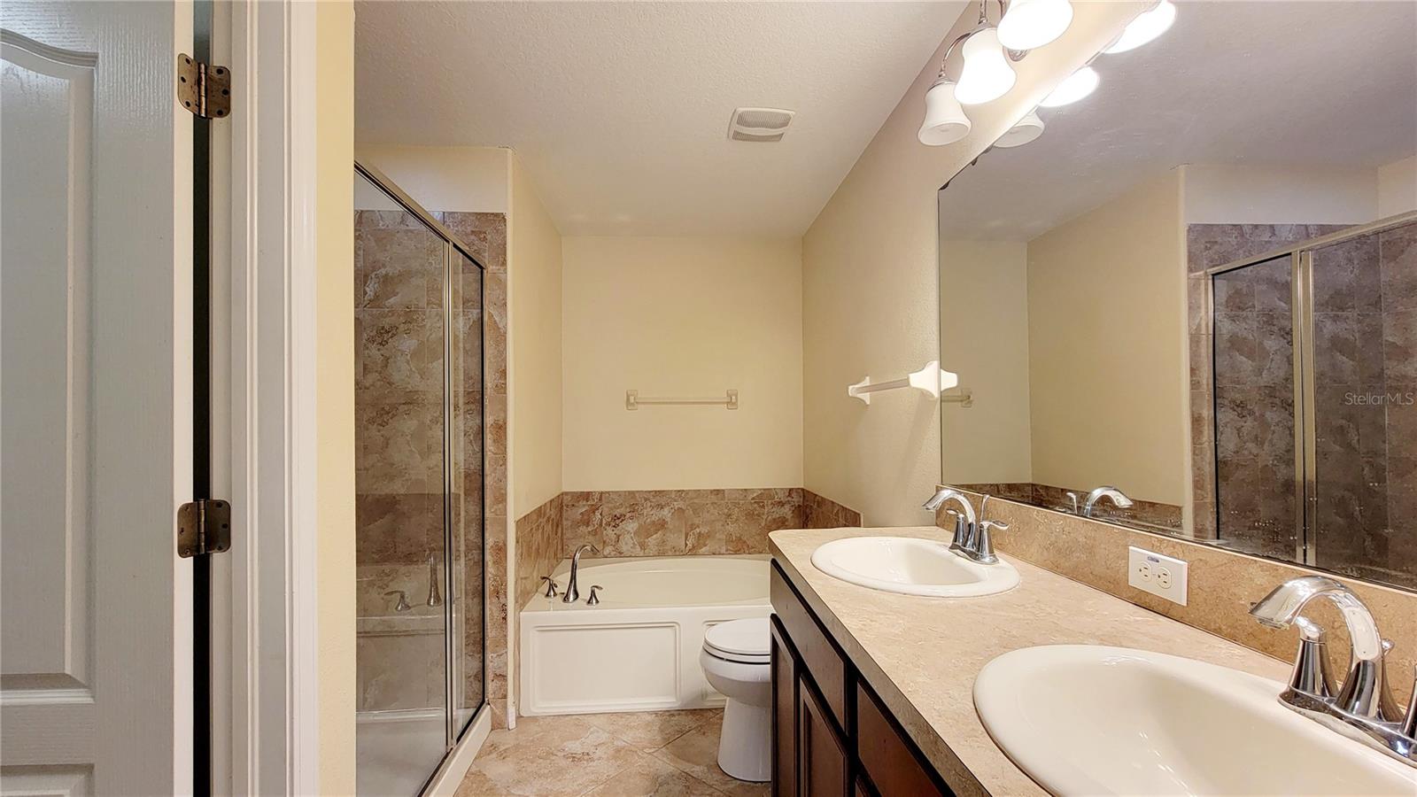 9540 Trumpet Vine Loop Property Photo 26