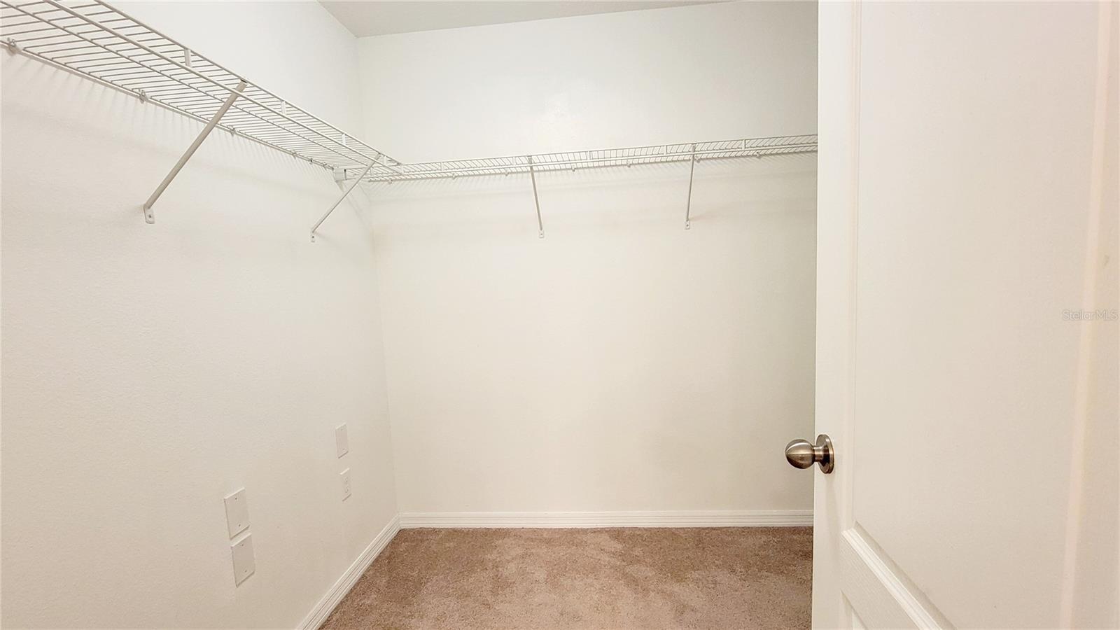 9540 Trumpet Vine Loop Property Photo 28
