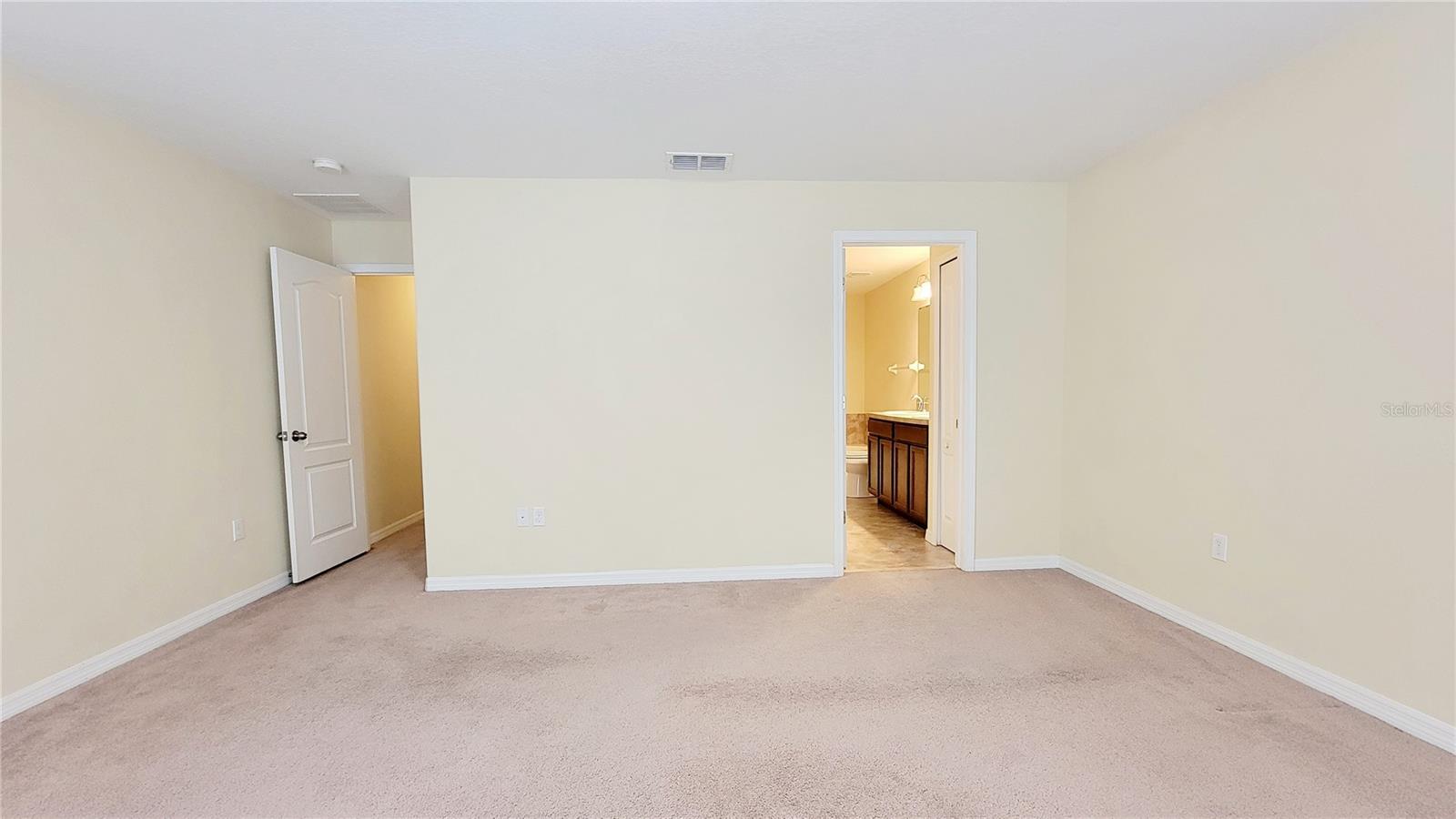 9540 Trumpet Vine Loop Property Photo 29