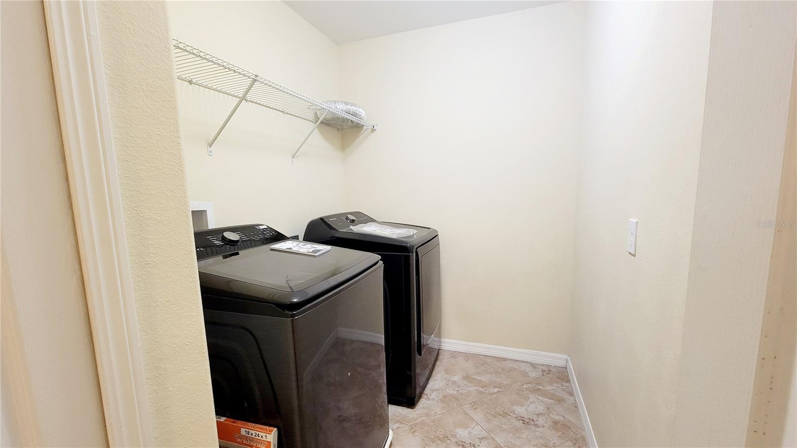 9540 Trumpet Vine Loop Property Photo 42