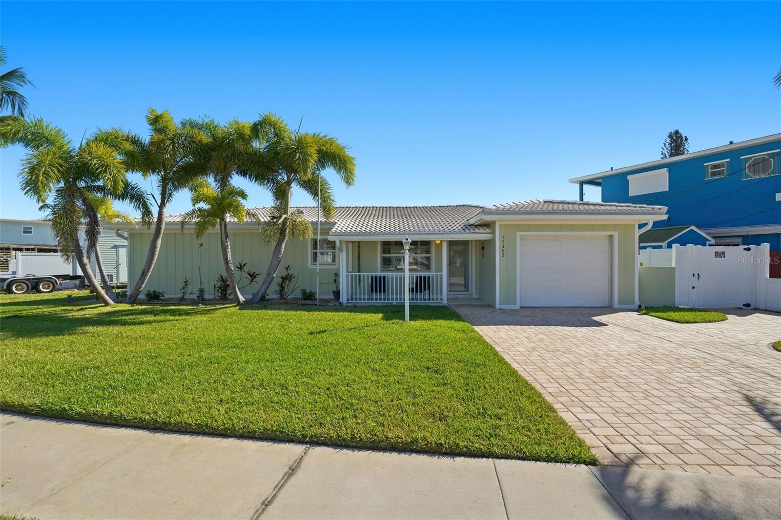 15302 HARBOR DR