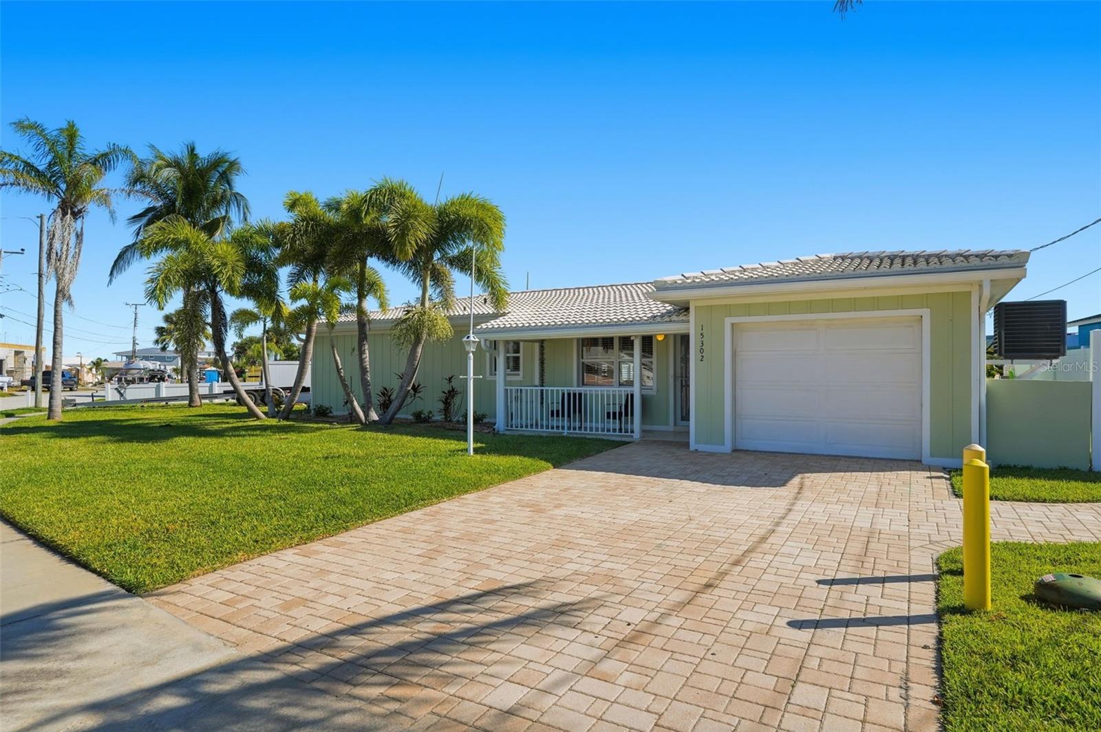 15302 Harbor Dr Property Photo 3