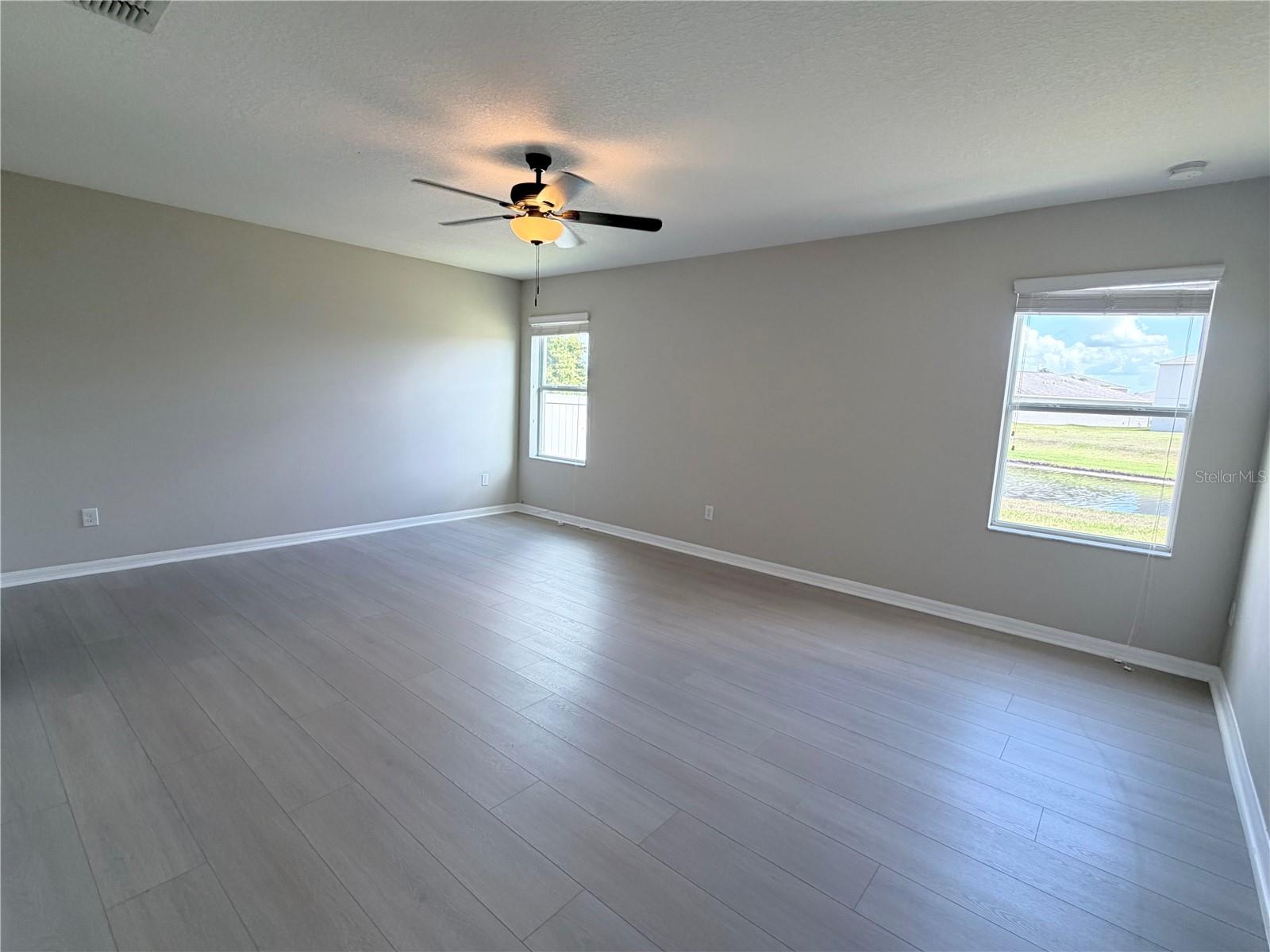 10013 Crested Fringe Dr Property Photo 10