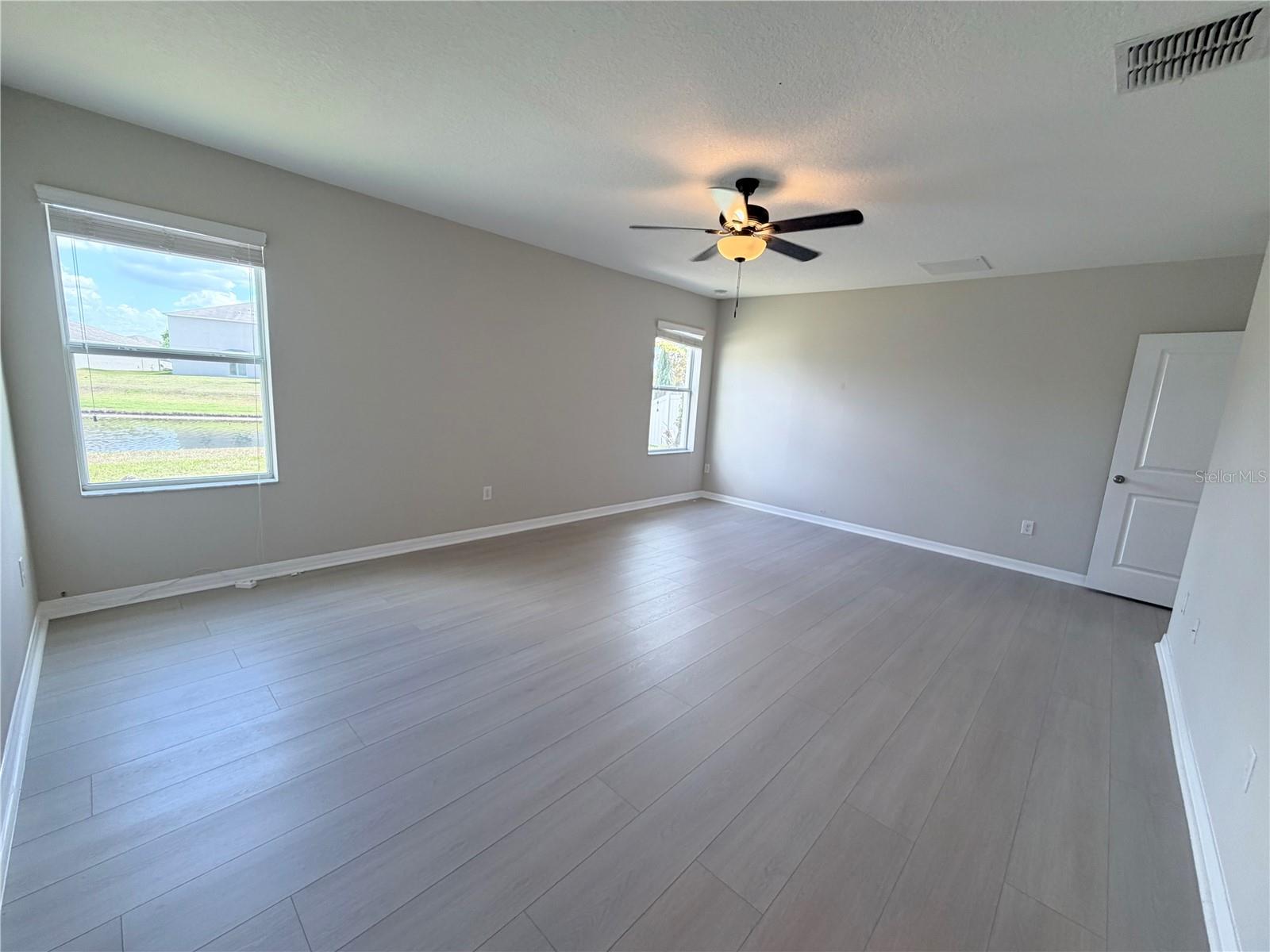 10013 Crested Fringe Dr Property Photo 11
