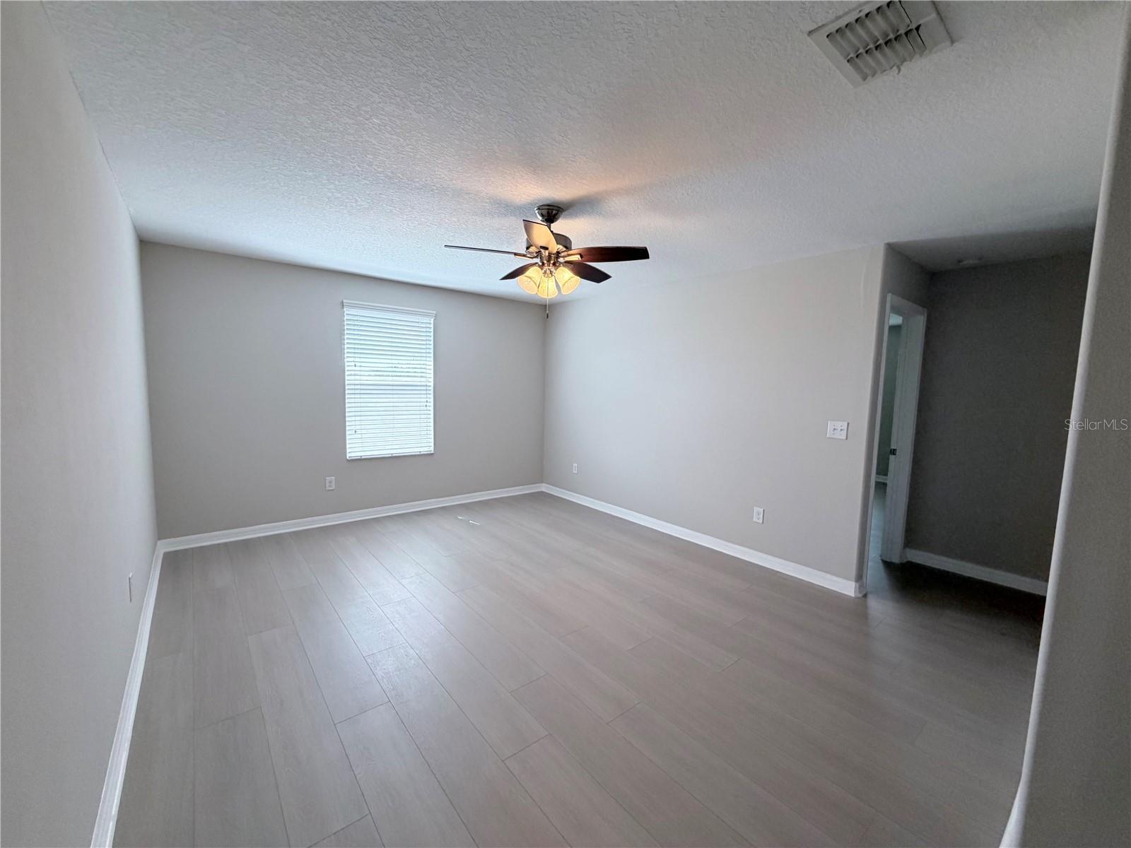 10013 Crested Fringe Dr Property Photo 21
