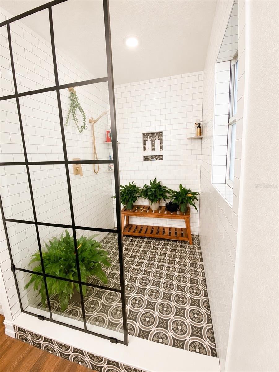 10056 Gifford St Property Photo 30