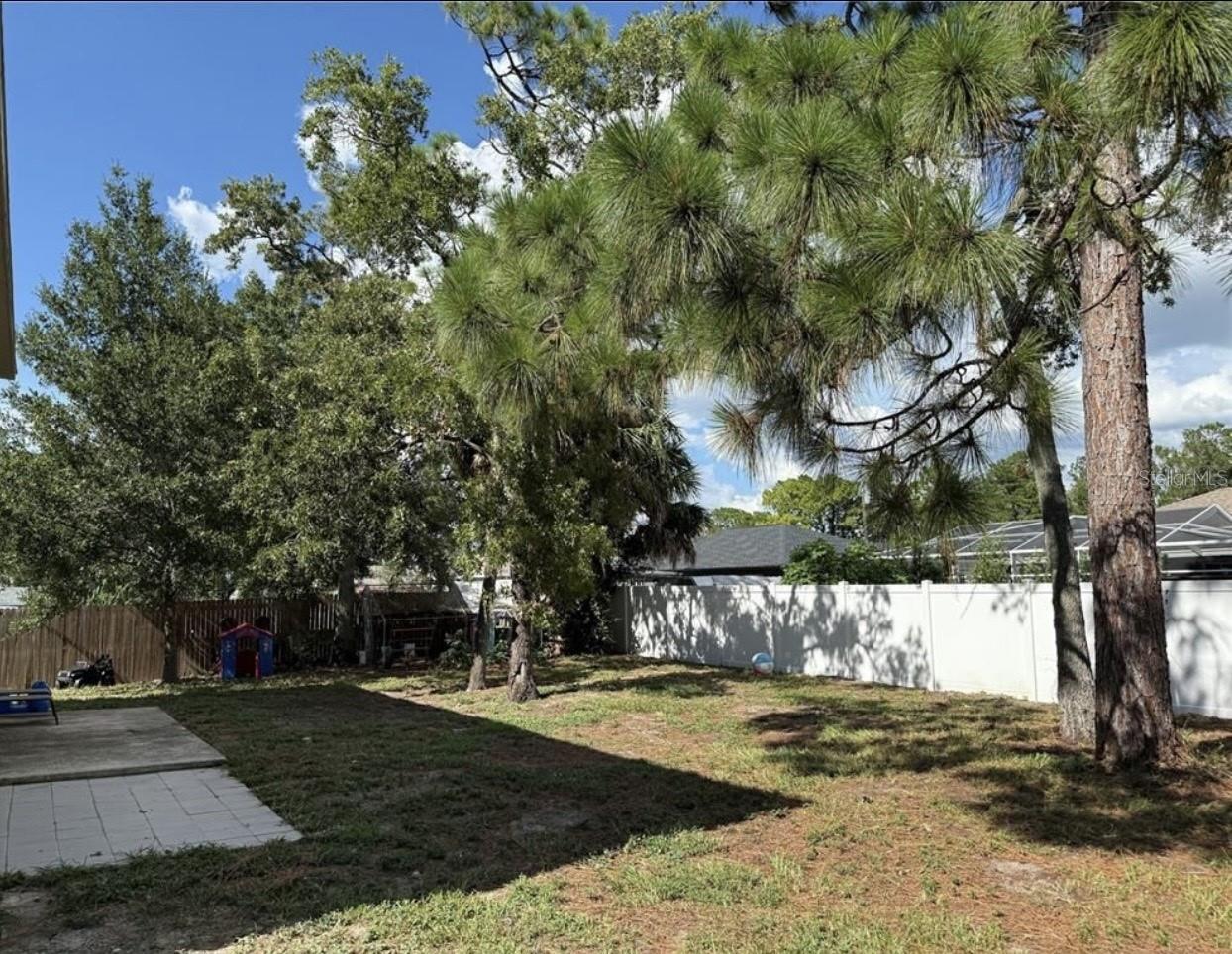 10056 Gifford St Property Photo 44