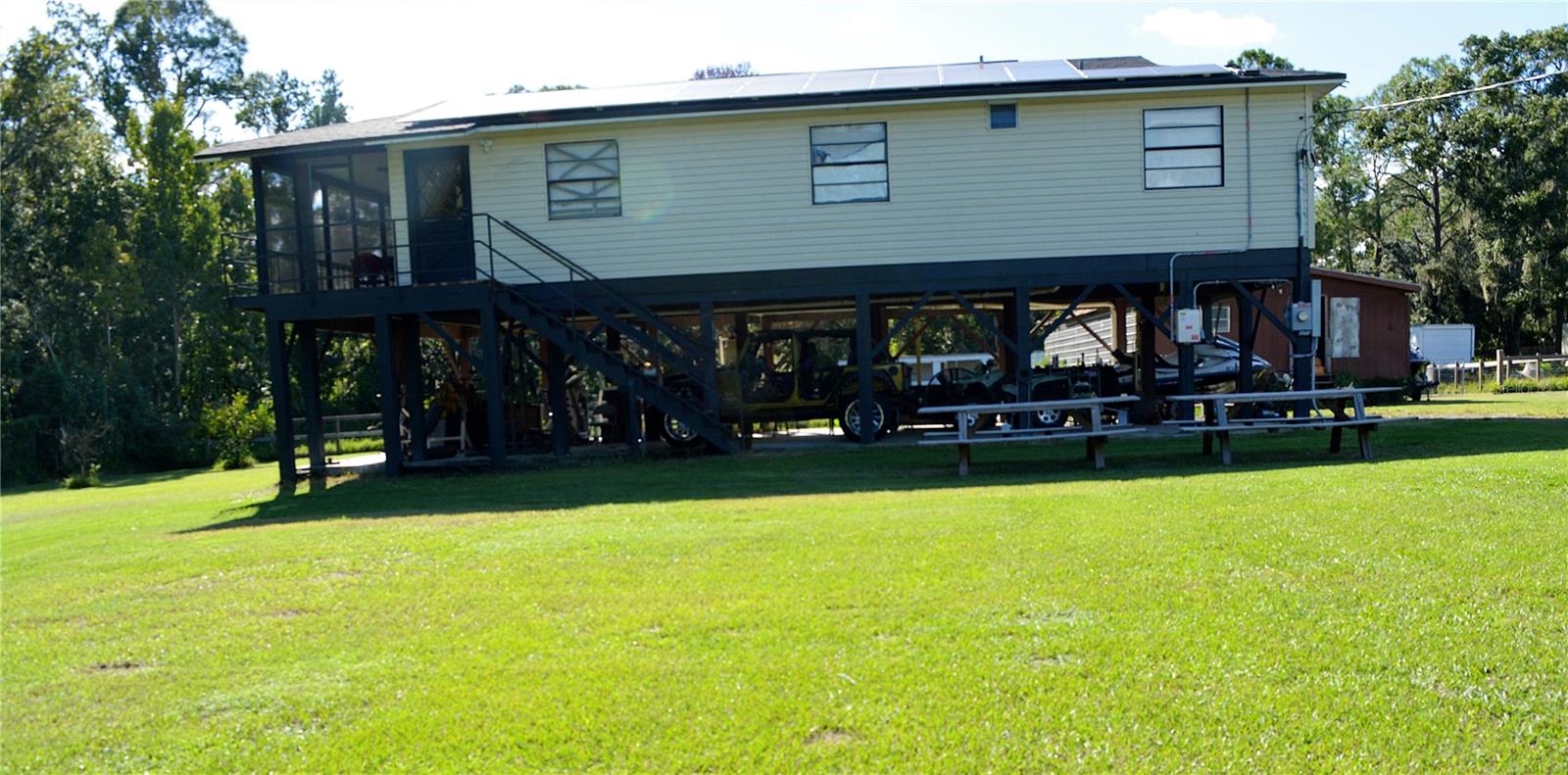 4424 Rose St Property Photo 1