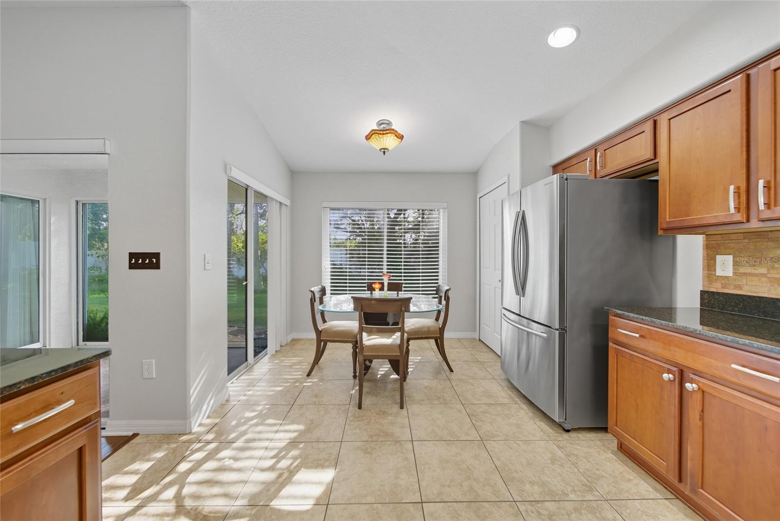 9427 Rolling Cir Property Photo 18