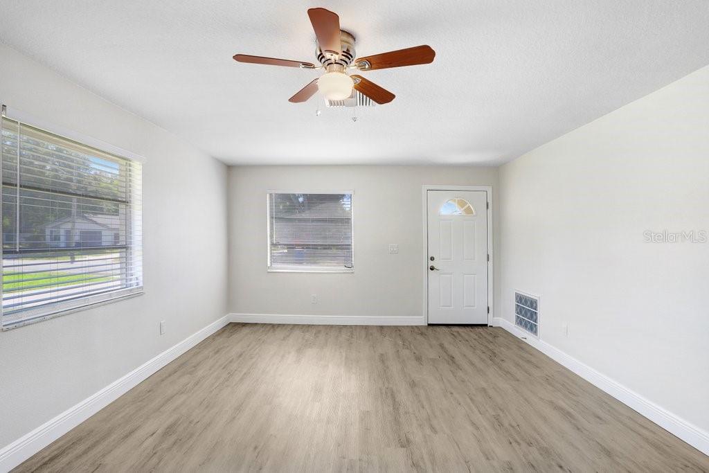 3166 Downing St Property Photo 4