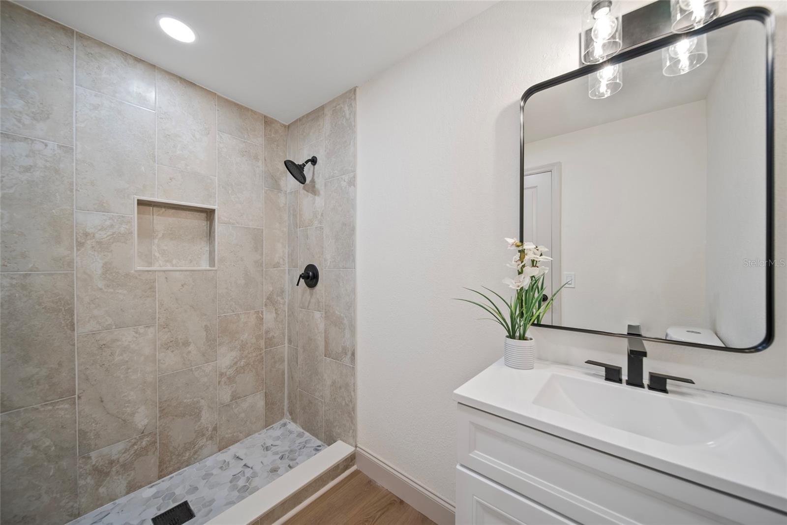 2930 W Arch St Property Photo 11