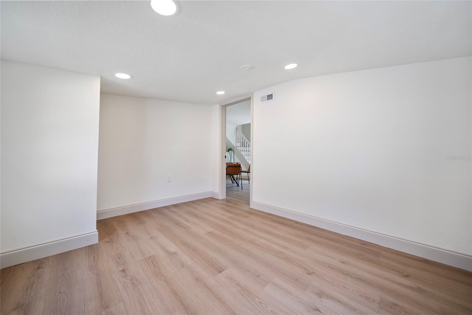 2930 W Arch St Property Photo 16