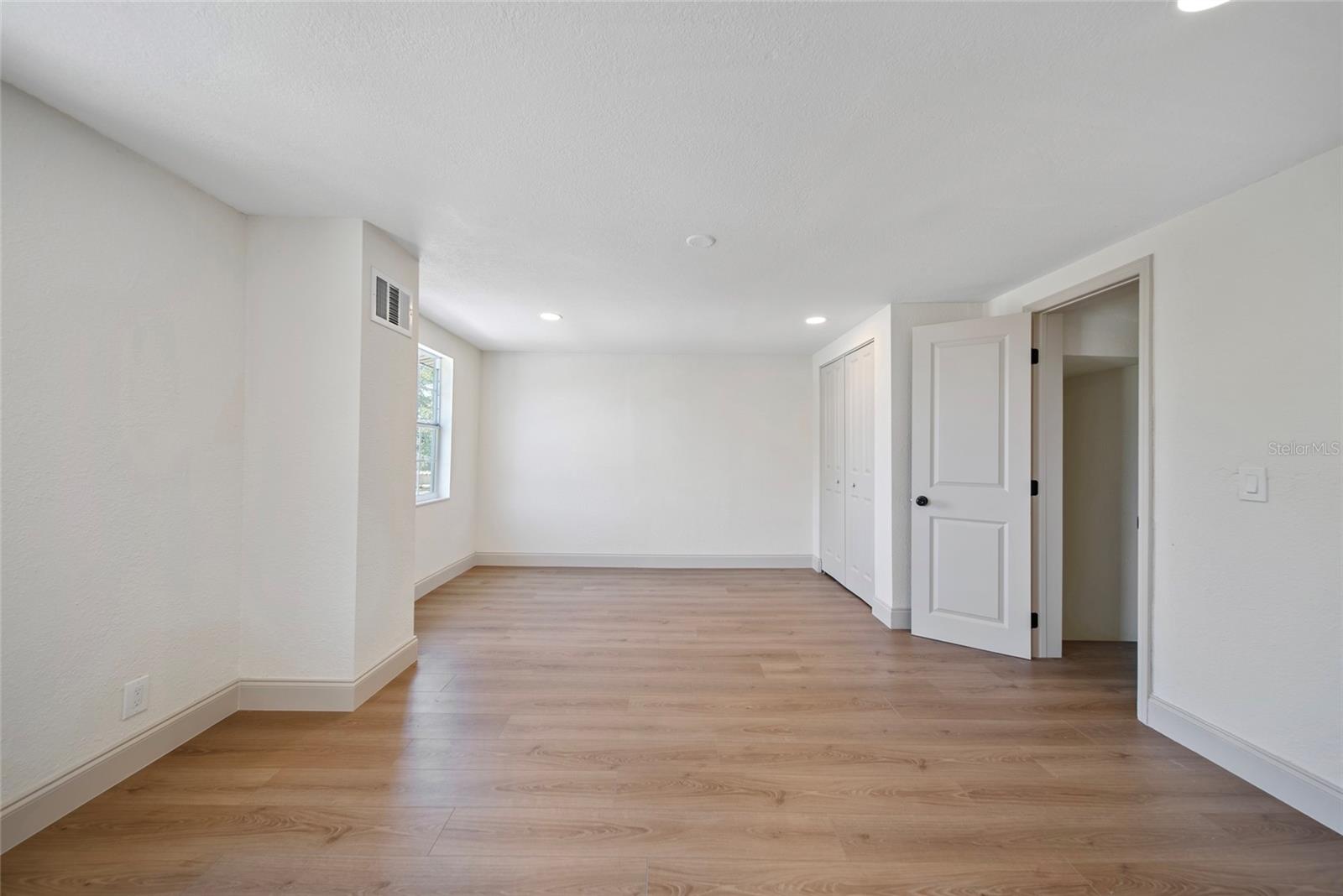 2930 W Arch St Property Photo 18