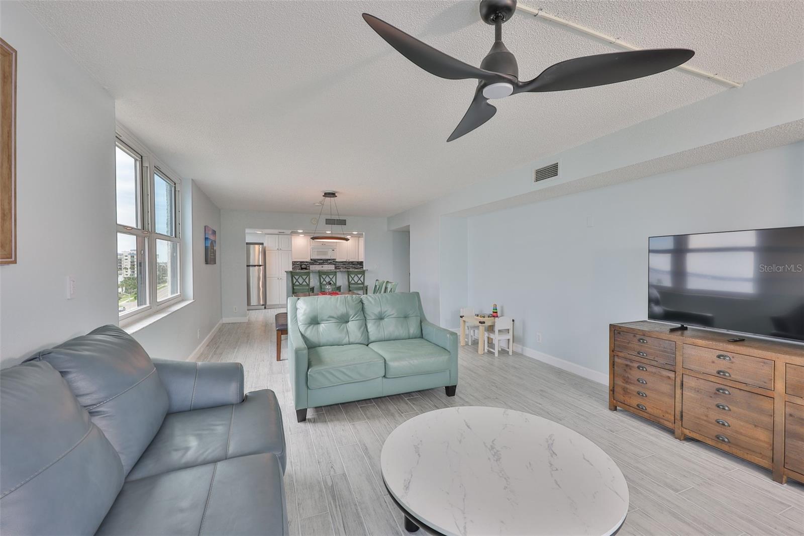 1400 Gulf Blvd #704 Property Photo 4