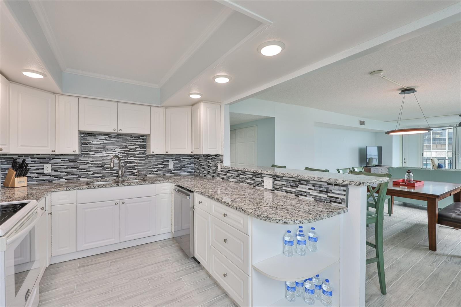 1400 Gulf Blvd #704 Property Photo 10