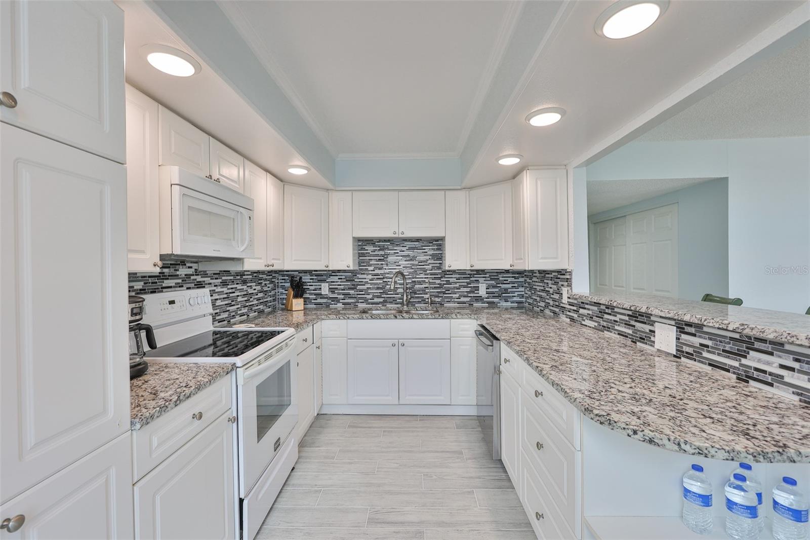 1400 Gulf Blvd #704 Property Photo 12