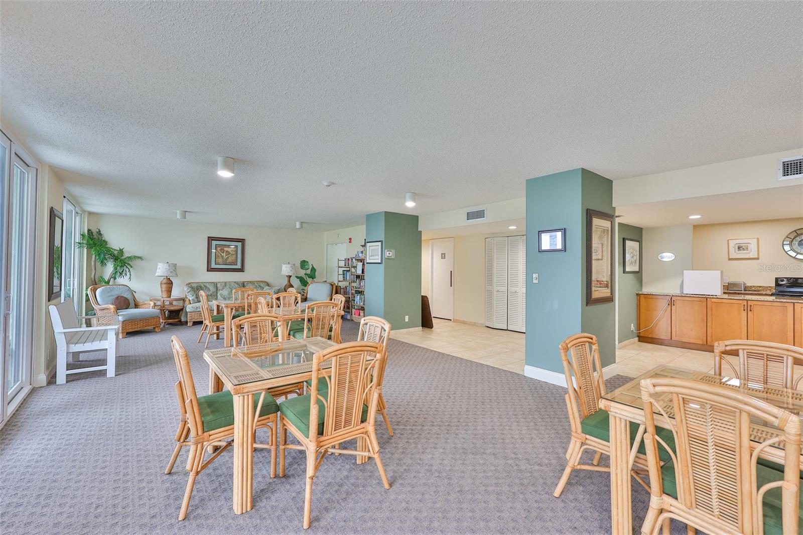 1400 Gulf Blvd #704 Property Photo 34