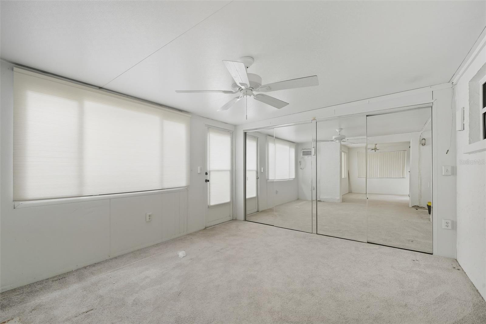 3125 Salisbury Dr Property Photo 6