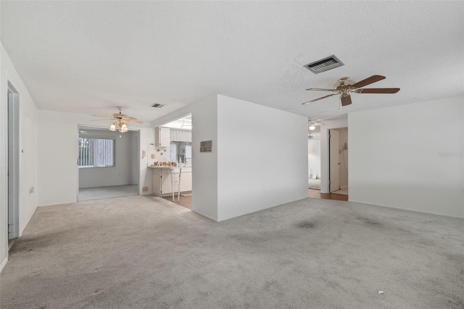 3125 Salisbury Dr Property Photo 9