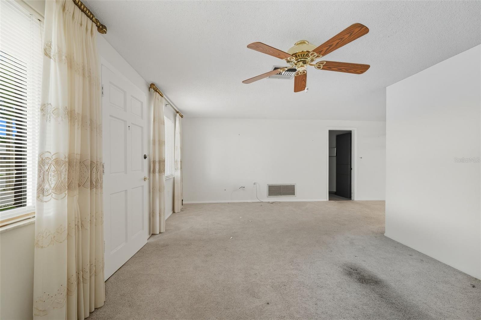 3125 Salisbury Dr Property Photo 10