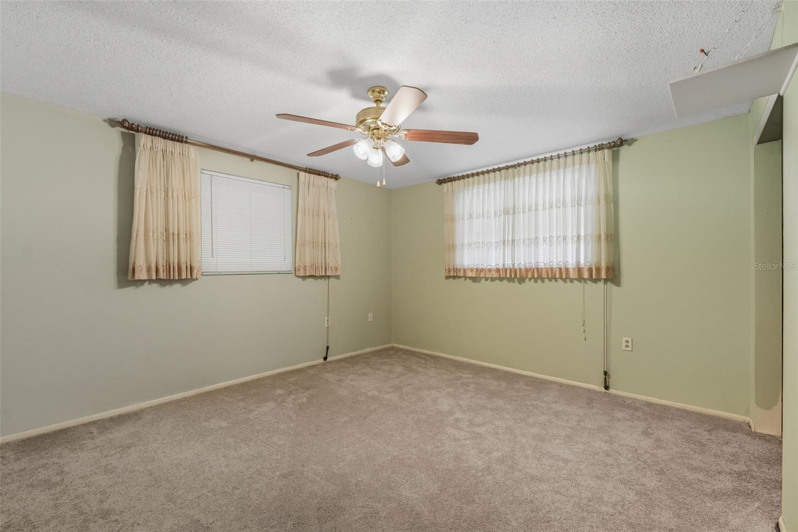 3125 Salisbury Dr Property Photo 12