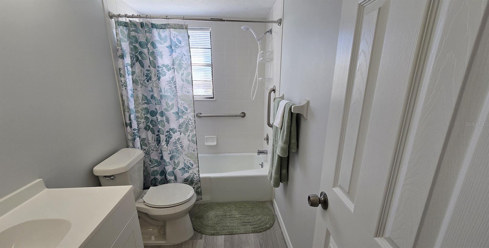 10 Quails Run Blvd #1 Property Photo 23
