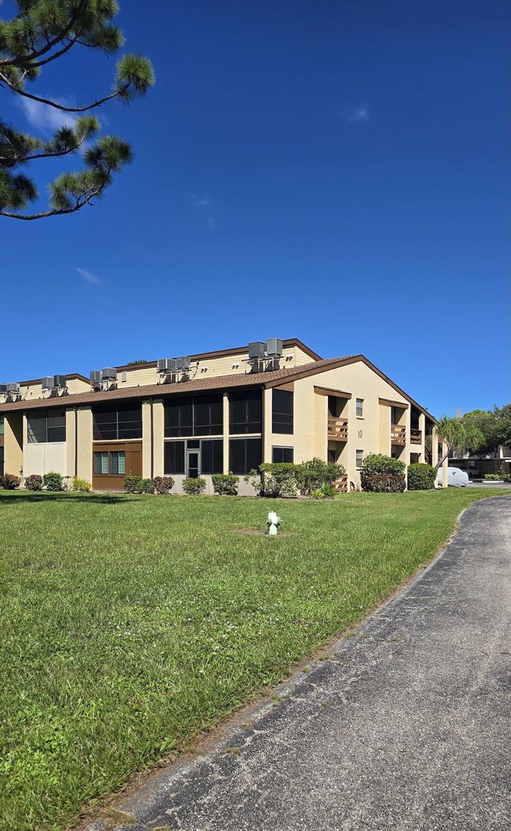 10 Quails Run Blvd #1 Property Photo 43