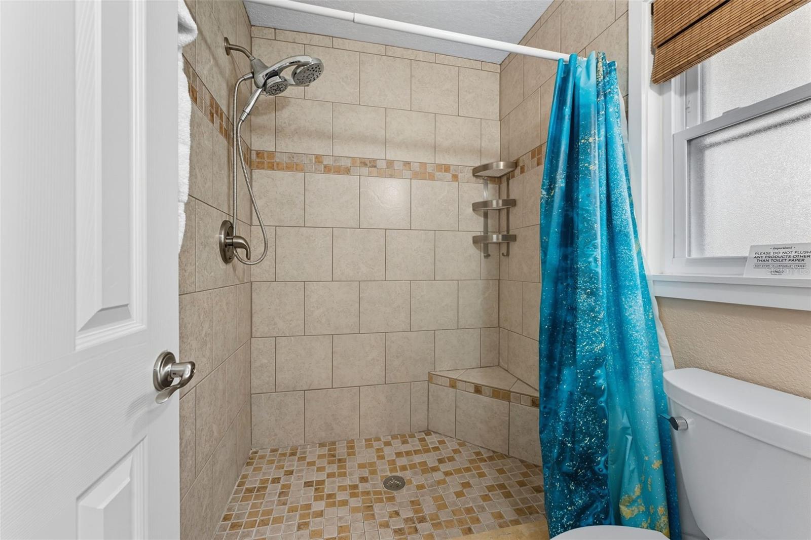 208 Bates Ave Property Photo 19