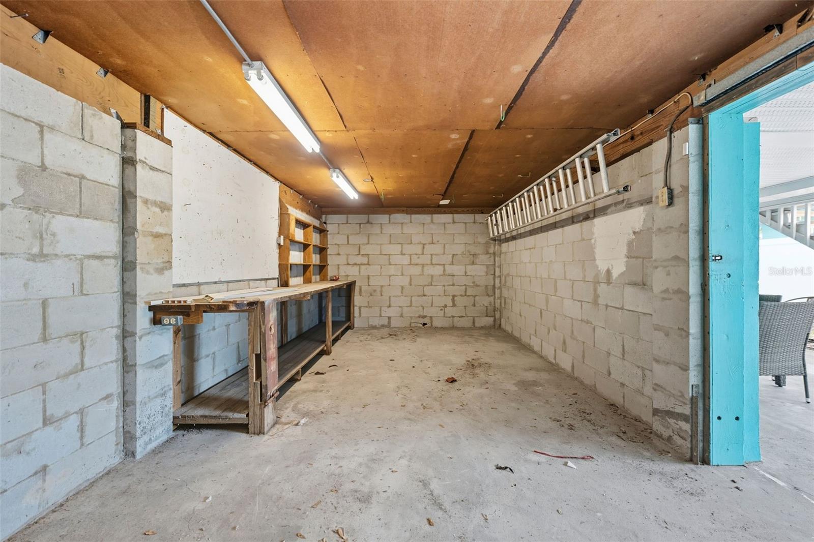 208 Bates Ave Property Photo 38