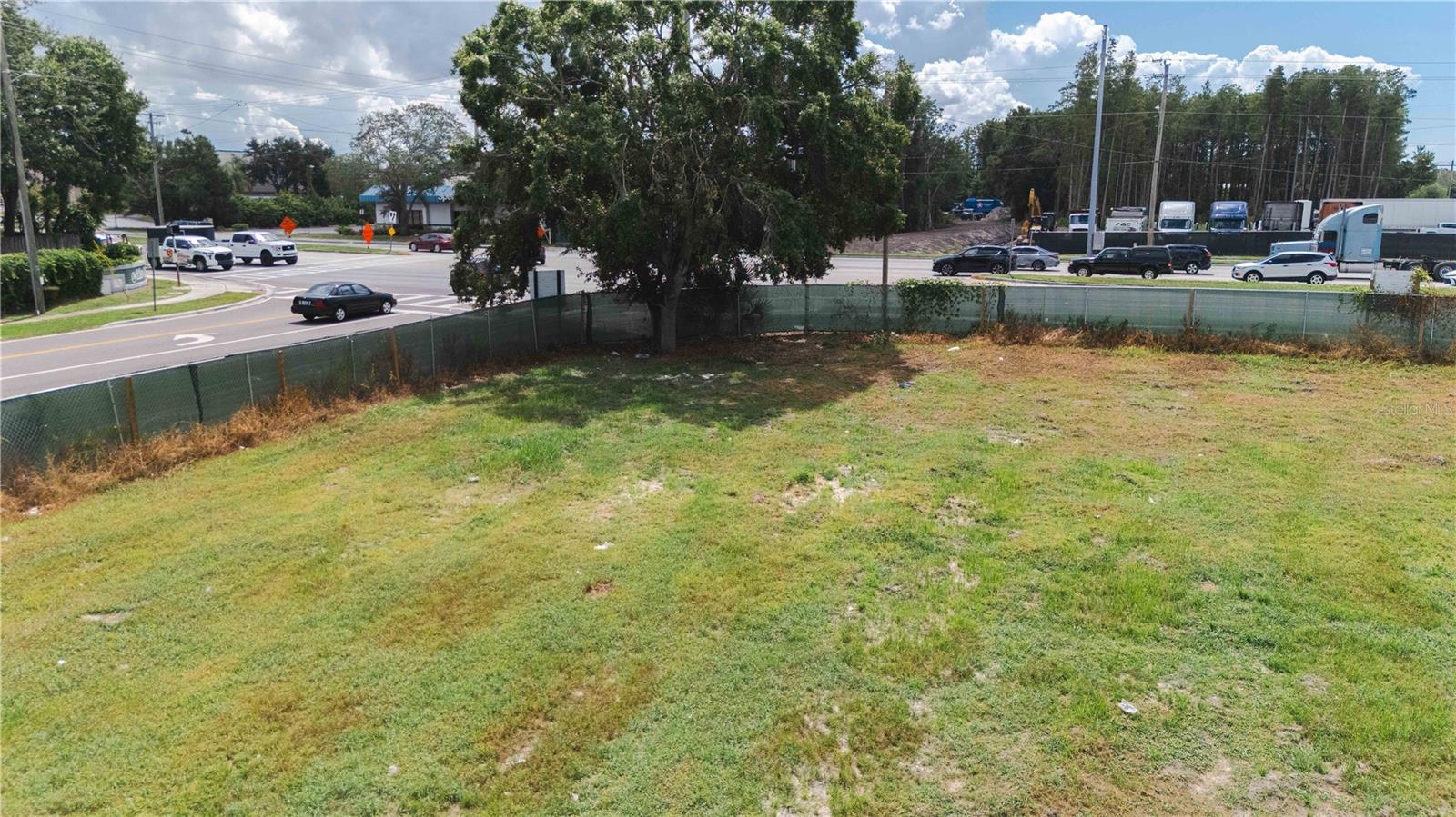 5406 W Linebaugh Ave Property Photo 11