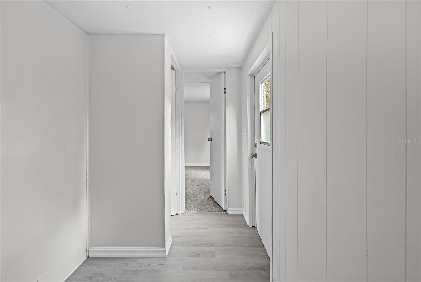 TB8433906 Property Photo 12