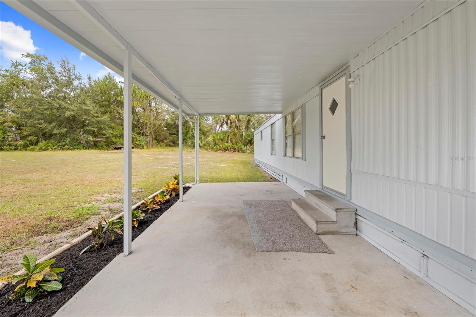 TB8433906 Property Photo 18