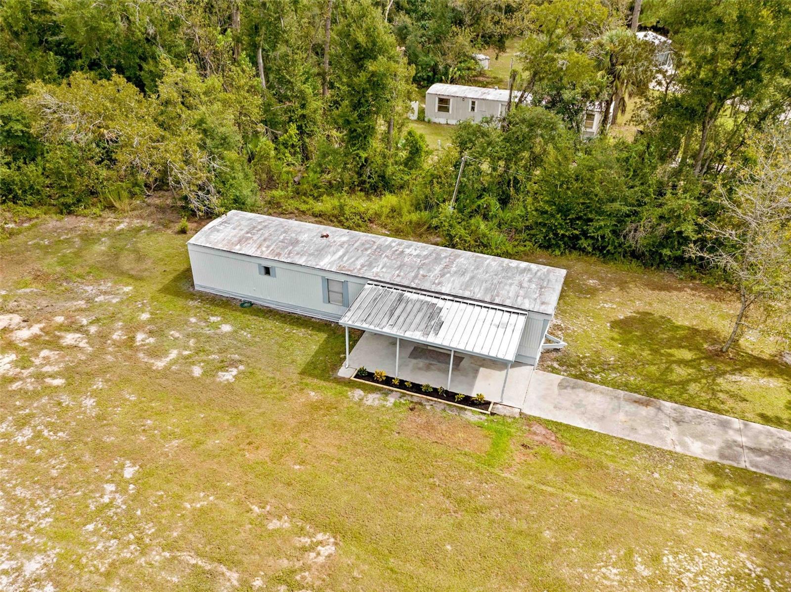 TB8433906 Property Photo 23