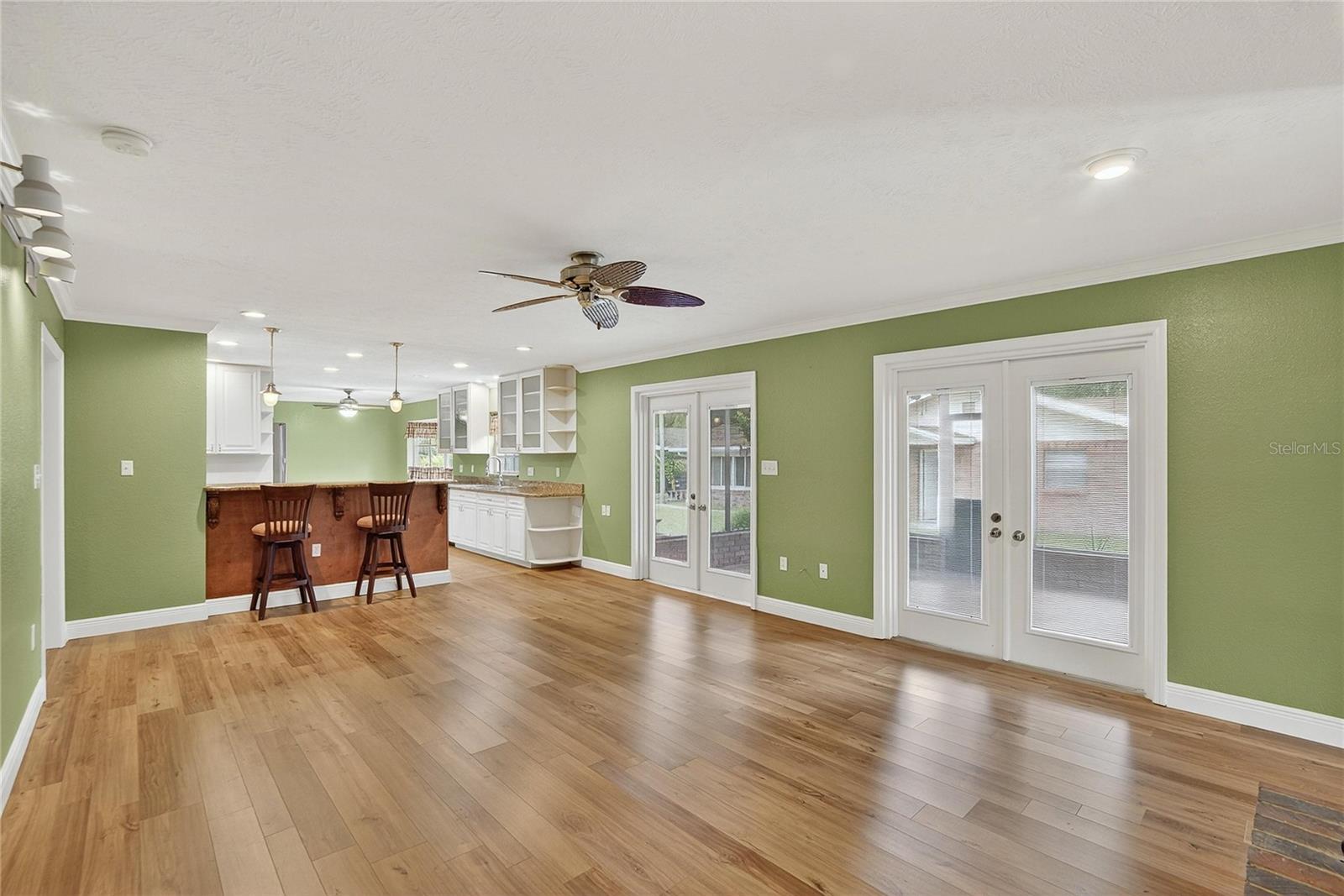 1502 Azalea St Property Photo 20