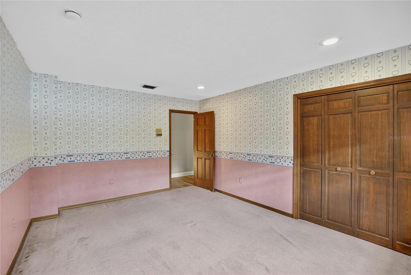1502 Azalea St Property Photo 29