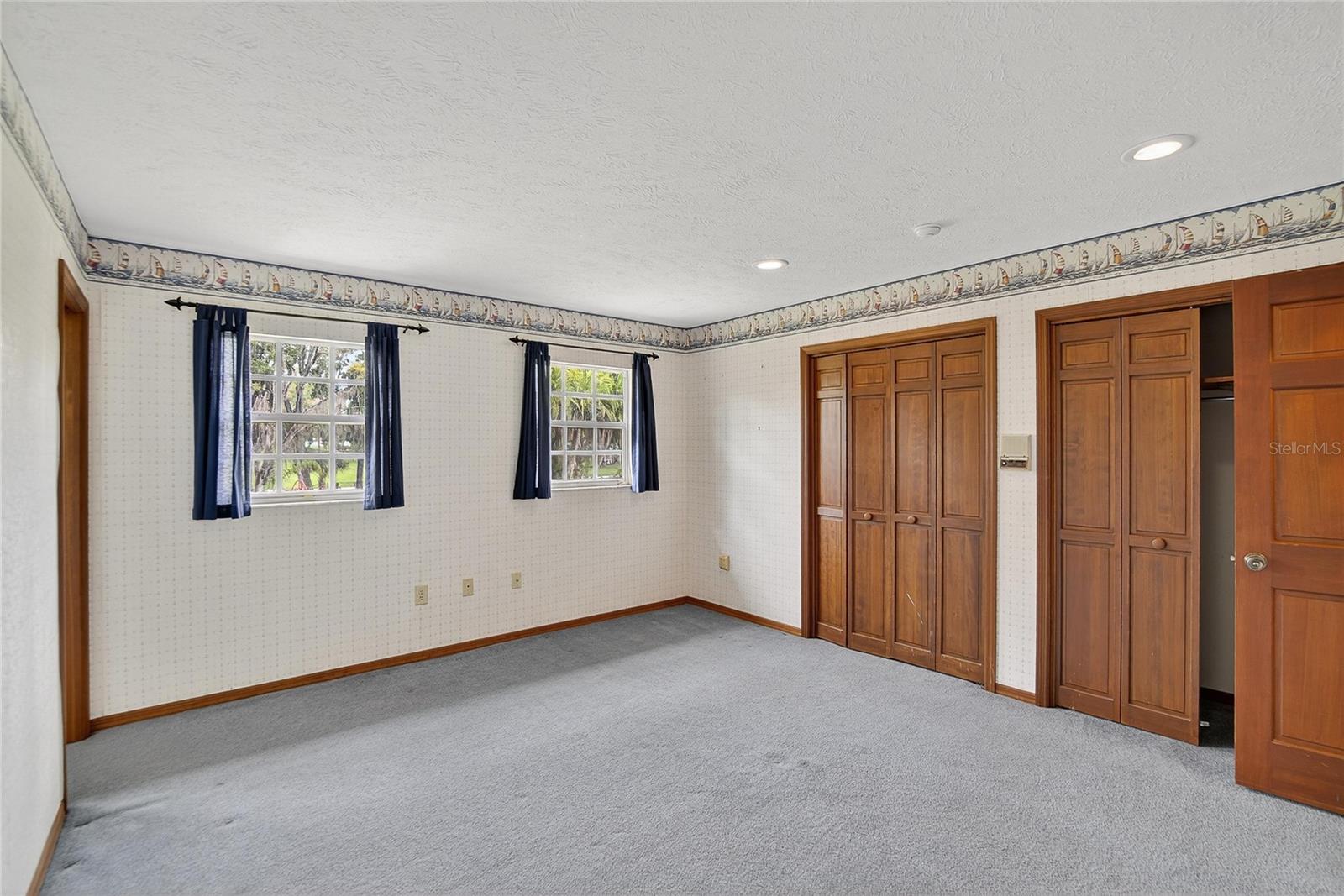 1502 Azalea St Property Photo 33