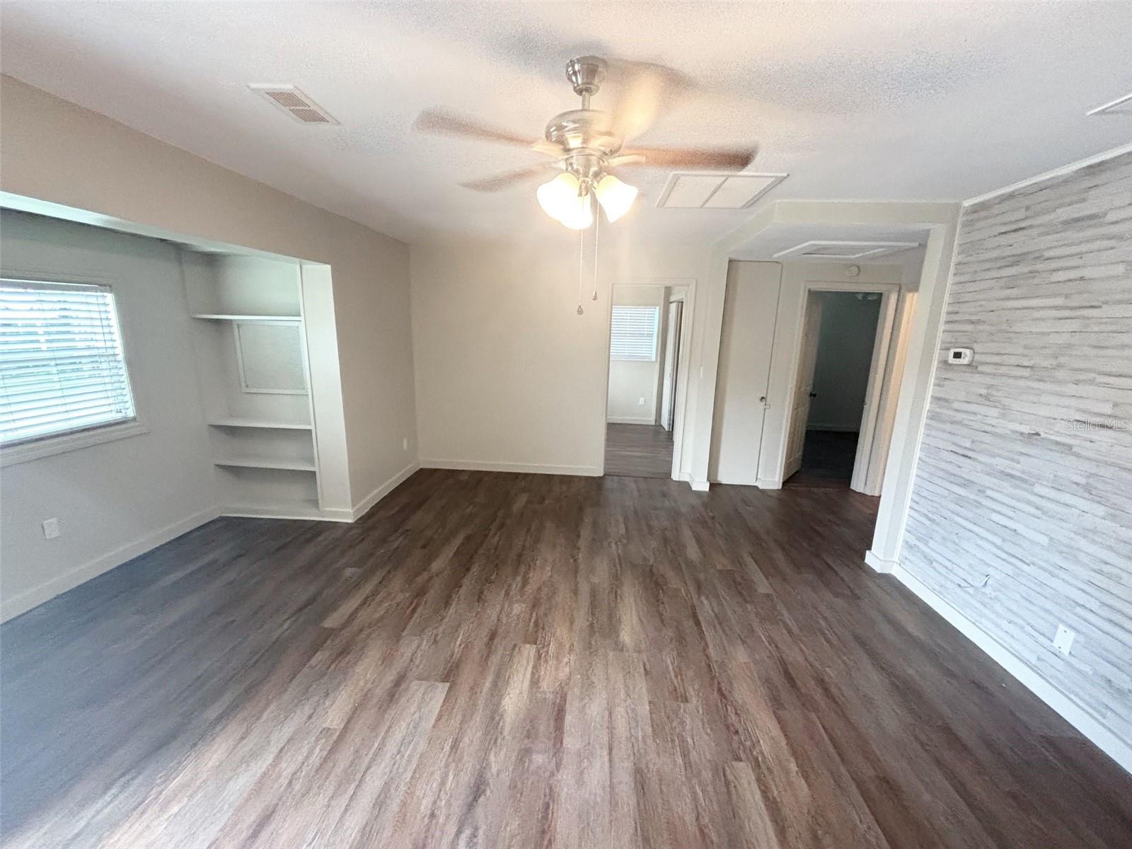 512 Green Cir Property Photo 11