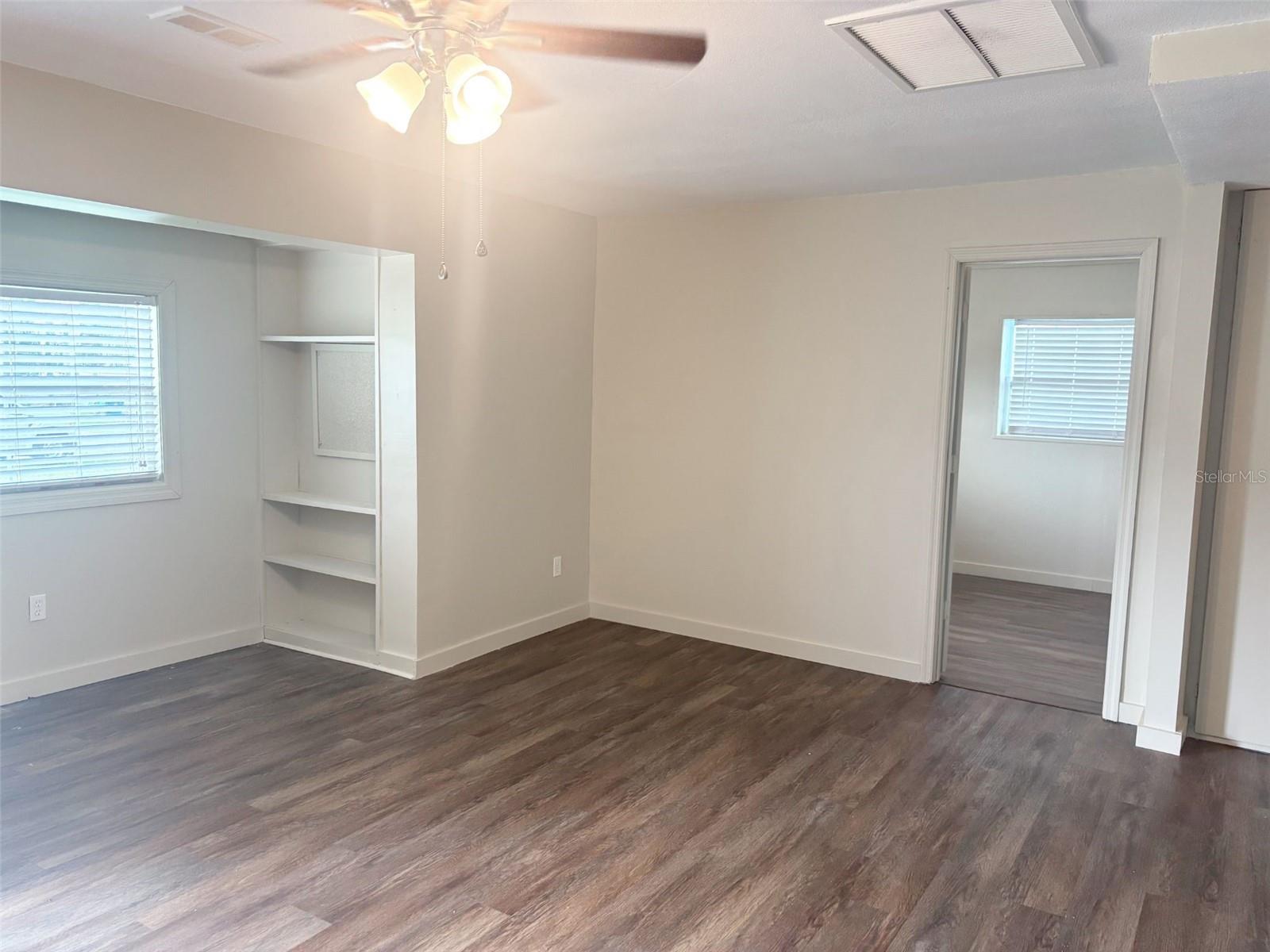 512 Green Cir Property Photo 12