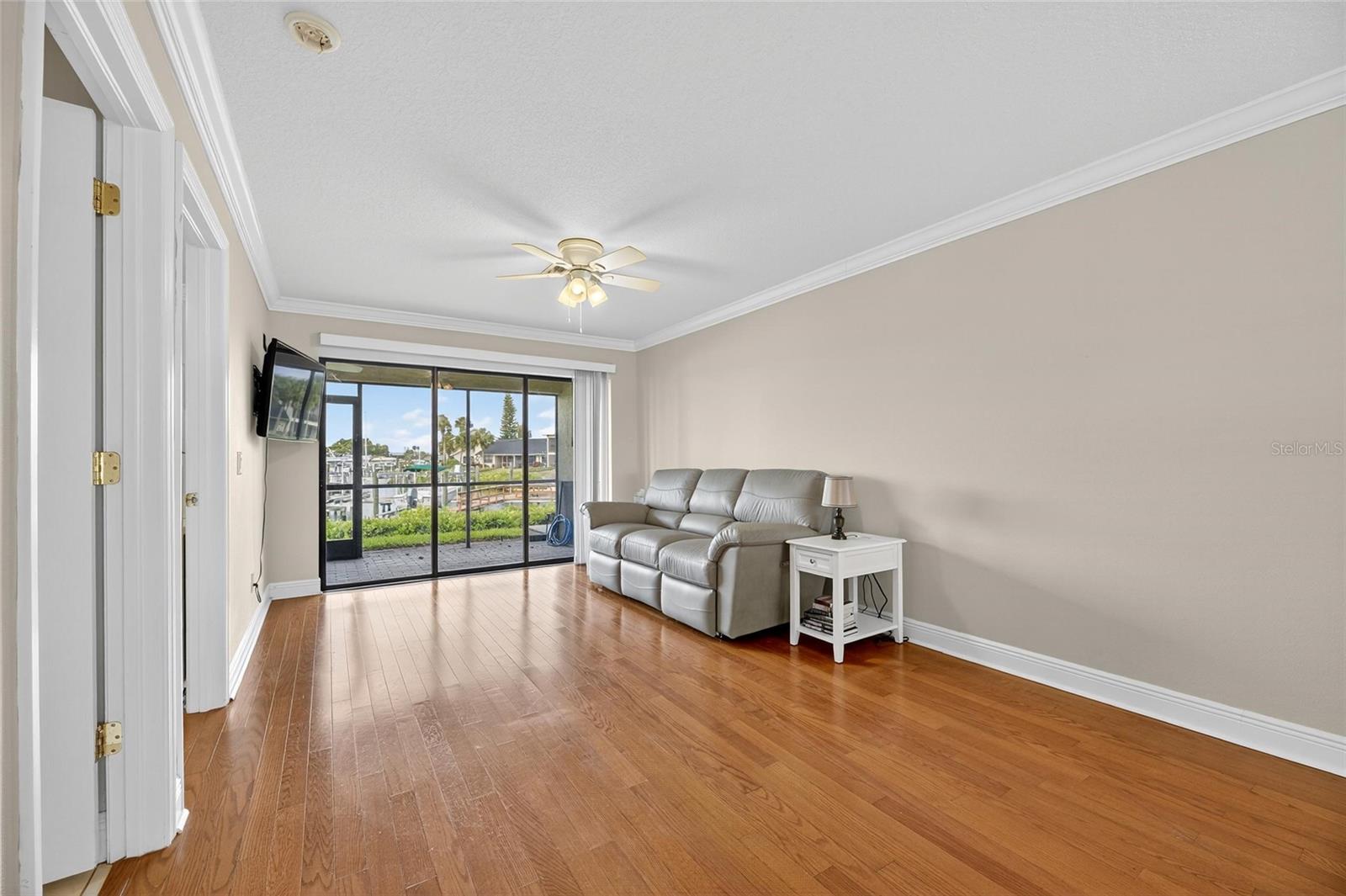 620 Yardarm Dr #10 Property Photo 20