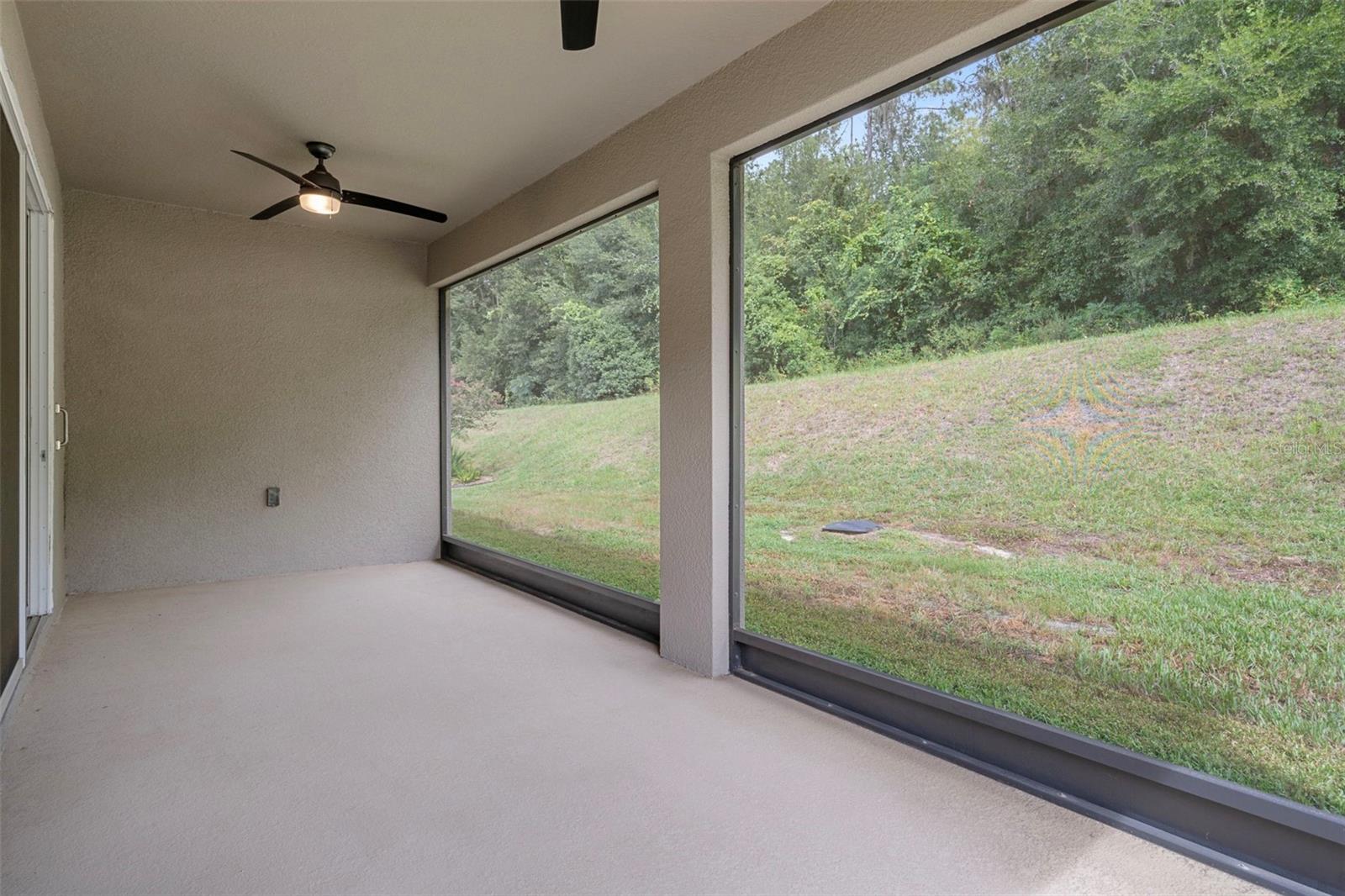 12735 Eastpointe Dr Property Photo 21