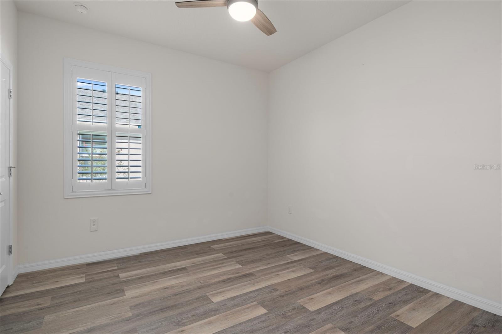 12735 Eastpointe Dr Property Photo 29