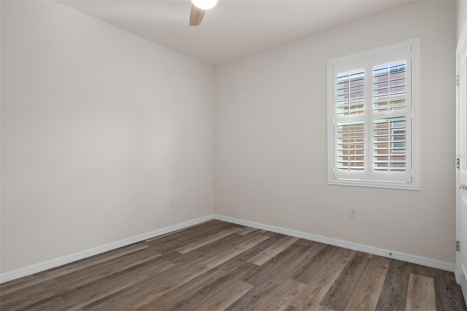12735 Eastpointe Dr Property Photo 32