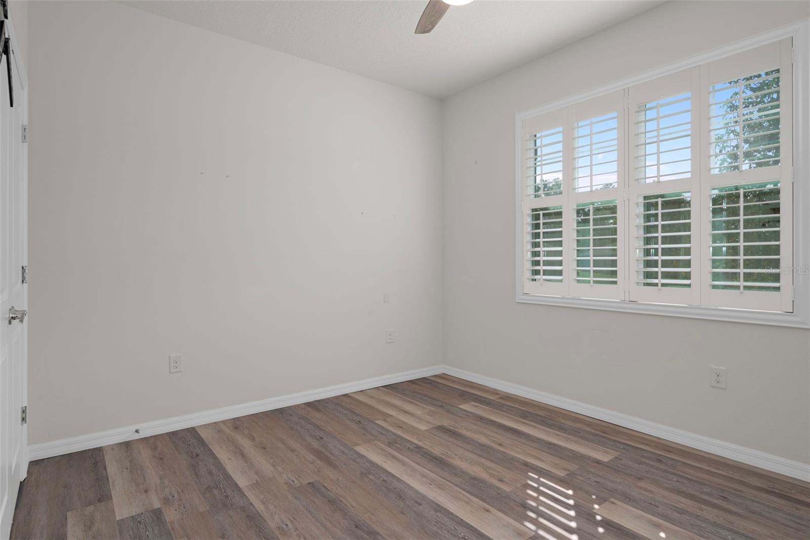 12735 Eastpointe Dr Property Photo 34